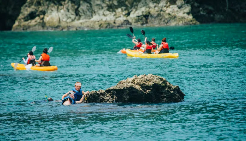Manuel Antonio Ocean Kayaking & Snorkeling (Biezans Bay)